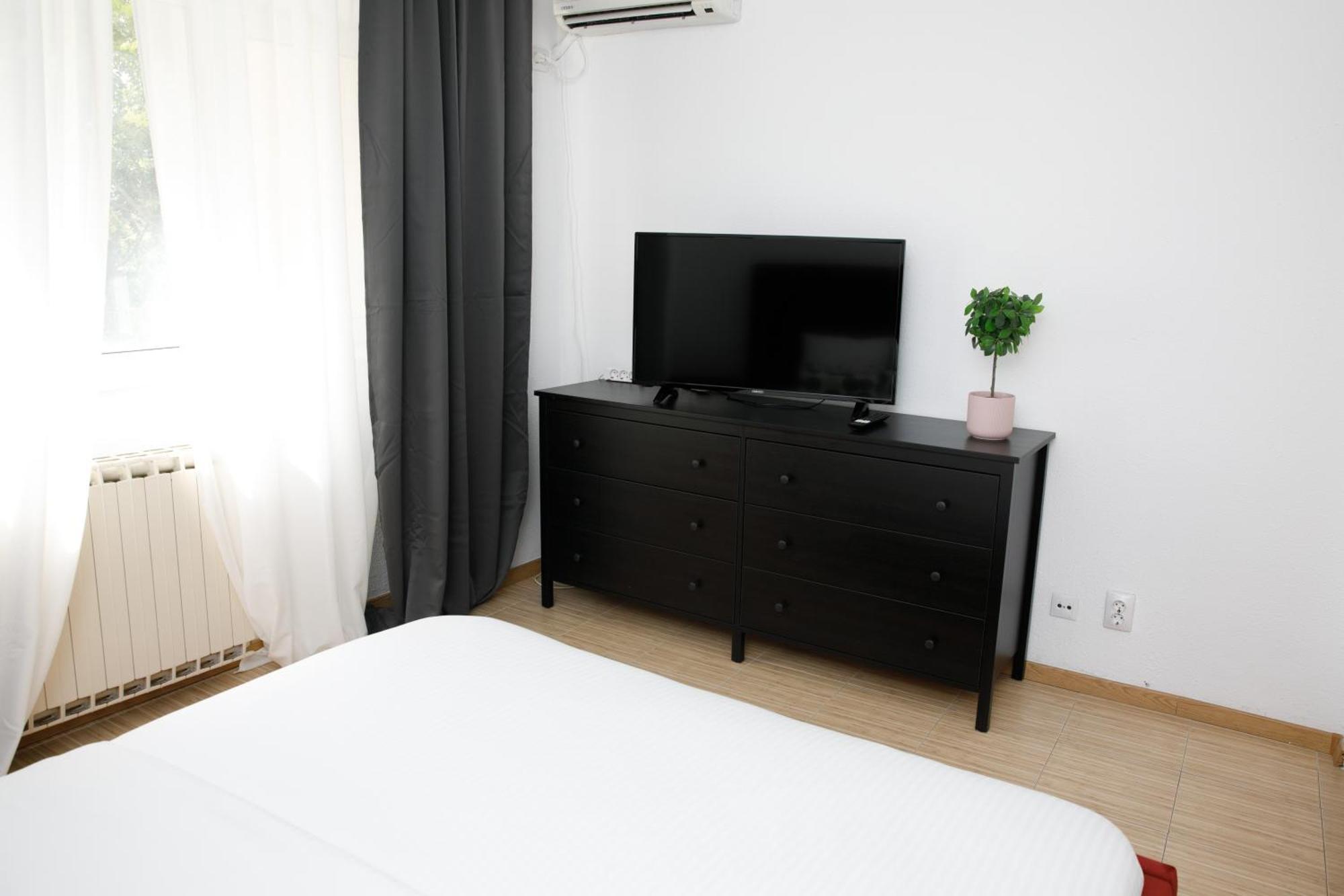 Color Apartments Corneliu Coposu No3 Bucareste Exterior foto