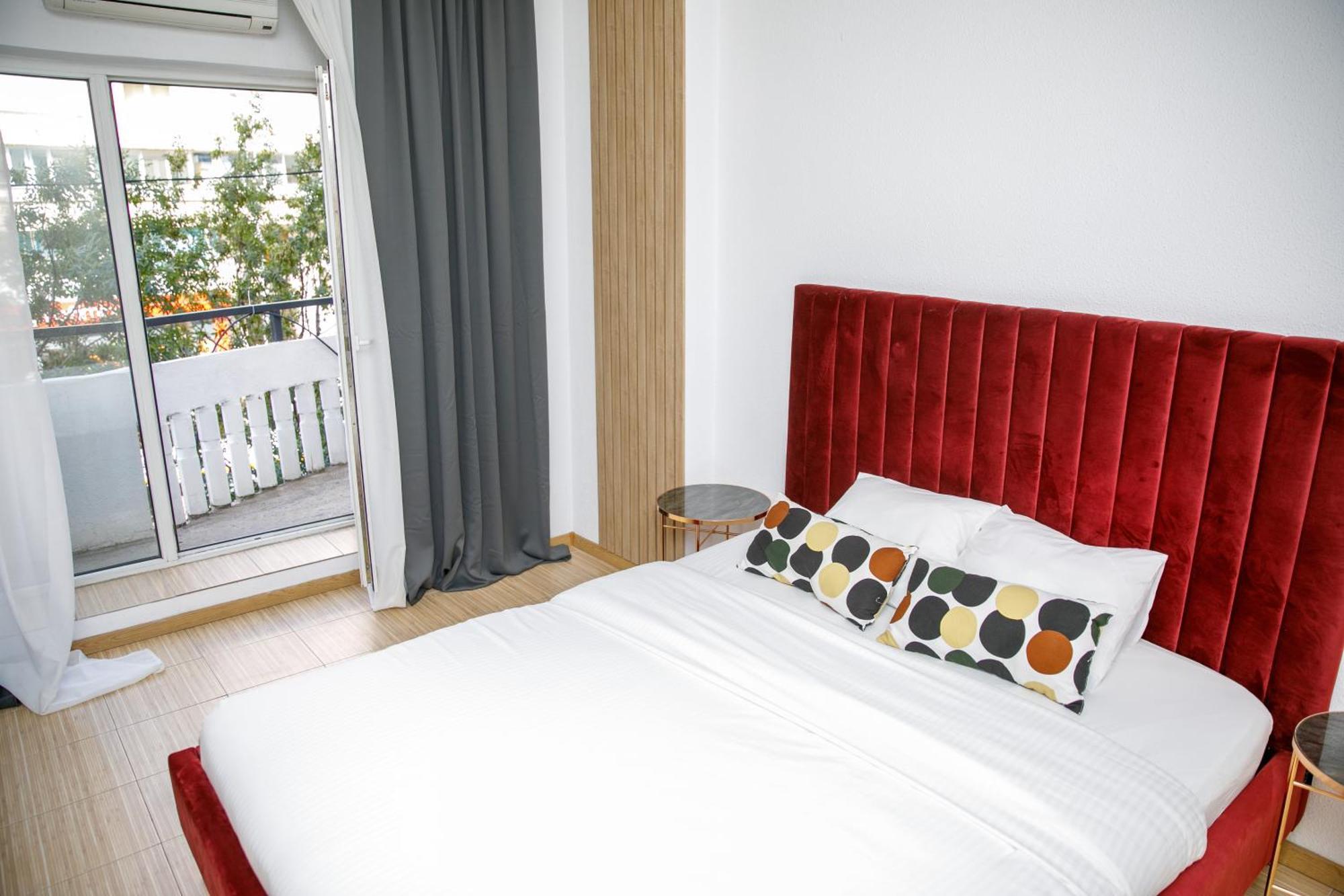 Color Apartments Corneliu Coposu No3 Bucareste Exterior foto